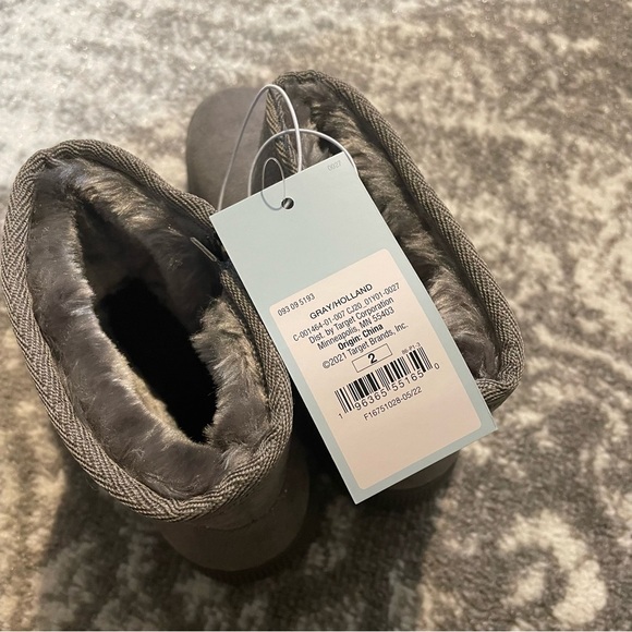 New Cat & Jack Grey Winter Boots - Picture 5 of 6